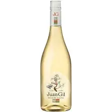 Luxury Juan Gil Low Calorie White Blend