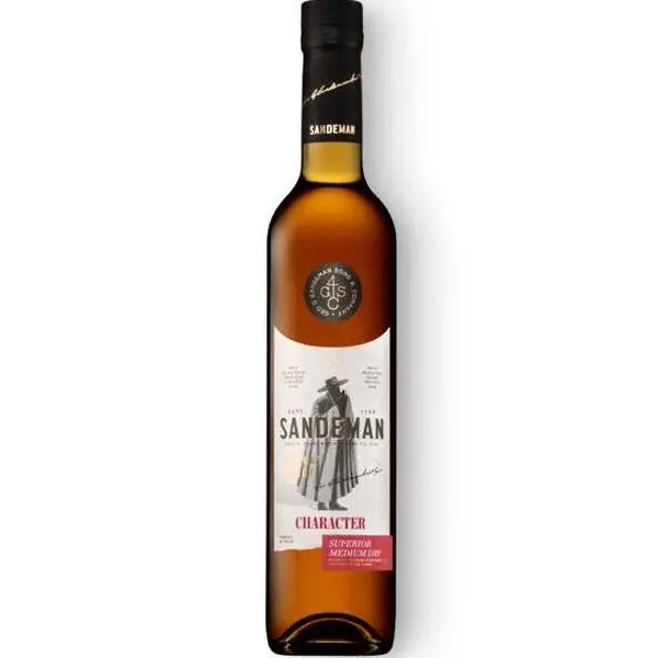 Sandeman Character Medium Dry Sherry Modern